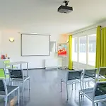 Ibis Styles Pertuis Portes Du Luberon 